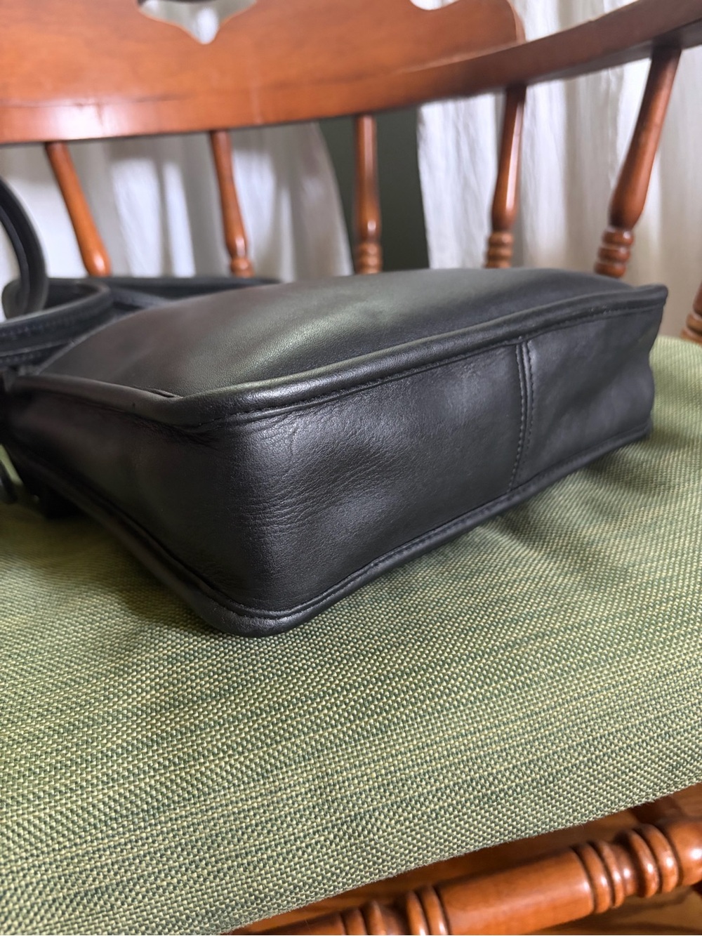 Vintage Coach 9144 Black Studio Legacy Flap Messenger Leather Bag - Picture 4 of 11